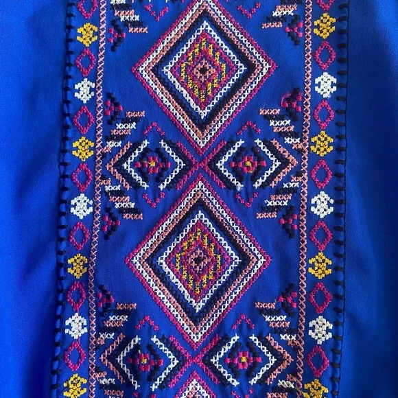 Derek Heart Embroidered Romper - Picture 4 of 5